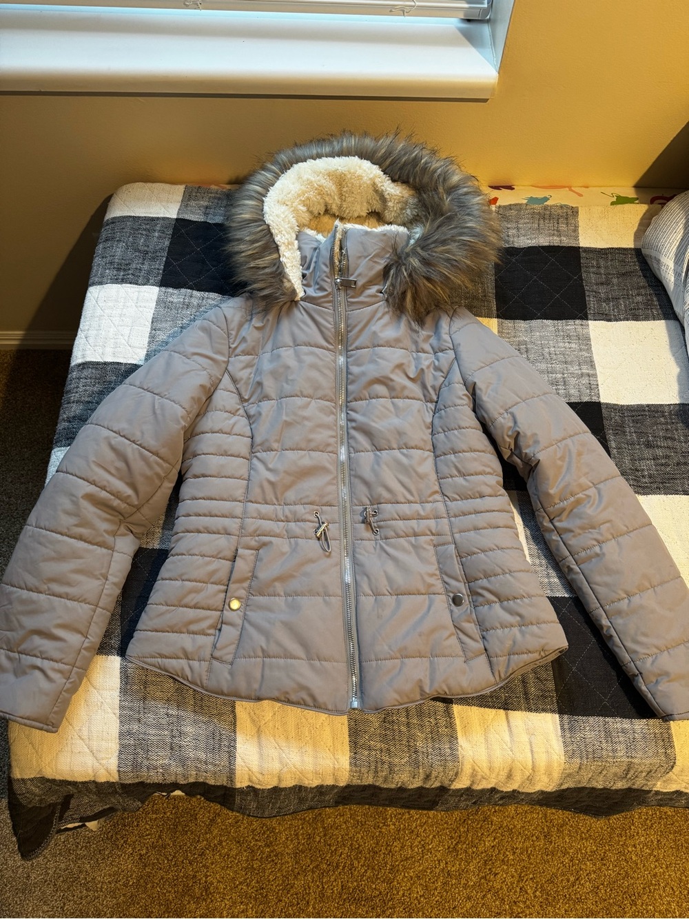 Maralyn & Me Light Gray Quilted Puffer Jacket with Faux Fur Hood women Medium